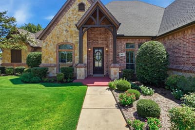 3832 Eagles Nest Trail, Burleson TX 76028 - Photo 3