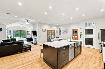 307 Shadow Lane, Euless TX 76039 - Photo 5