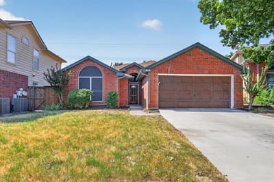 425 Wentworth Drive, Flower Mound TX 75028 - Photo 2