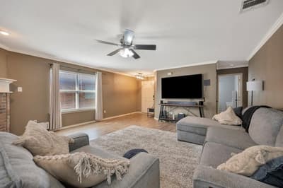 10860 Braemoor Drive, Fort Worth TX 76052 - Photo 4