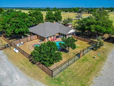 820 Walker Lane, Brock TX 76066 - Photo 2