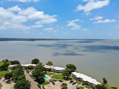 109 Harbor Drive # 105, Runaway Bay TX 76426