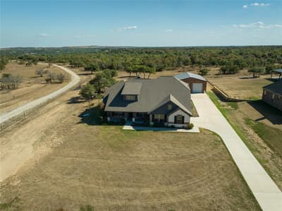 3841 J E Woody Road, Springtown TX 76082 - Photo 2