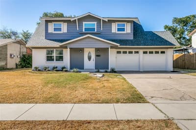 725 Hawthorne Lane, Grand Prairie TX 75052