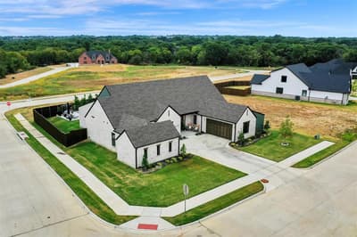 2702 Stonecrest Drive, Sherman TX 75092 - Photo 3