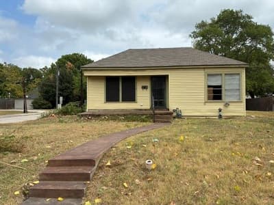 316 N Washington Street, Farmersville TX 75442