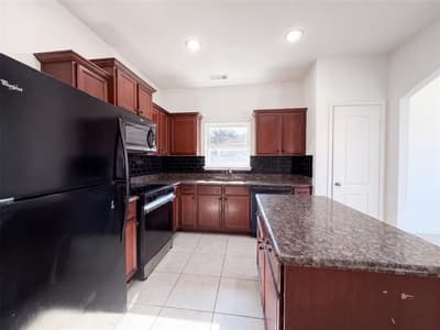 4101 Tower Lane, Crowley TX 76036 - Photo 2