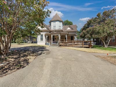 504 W Knox Street, Ennis TX 75119 - Photo 3