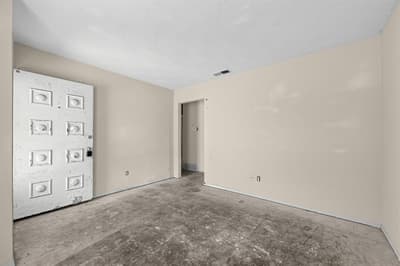 4604 Navajo Trail, Balch Springs TX 75180 - Photo 5