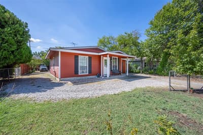 1616 Beaumont Street, Fort Worth TX 76106
