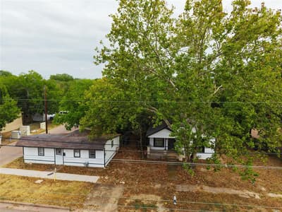 314 Kaufman Street, Waxahachie TX 75165