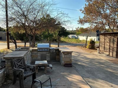 2517 Deer Trl, Granbury TX 76048