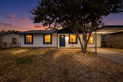 661 Edgeglen Drive, Dallas TX 75217