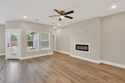 3208 31st Street, Fort Worth TX 76106 - Photo 4