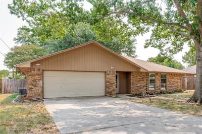 1909 Oak Hill Drive, Corinth TX 76210 - Photo 2