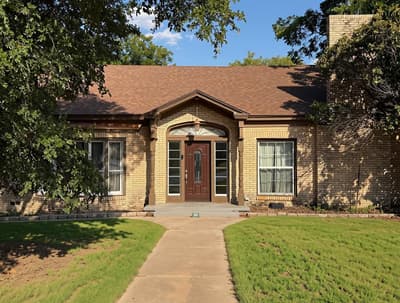 941 S Texas Street, De Leon TX 76444