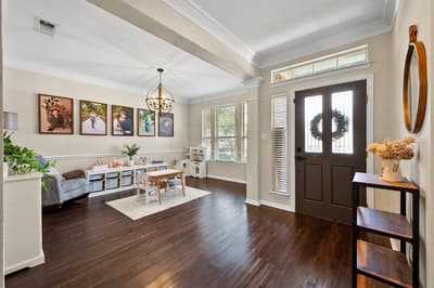 2014 Marie Weldon Lane, Arlington TX 76001 - Photo 2
