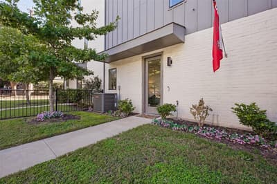 5703 Lindell Avenue # 104, Dallas TX 75206 - Photo 3