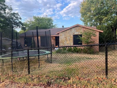 6057 Park Manor Drive, Dallas TX 75241 - Photo 2