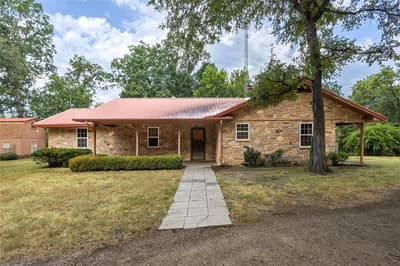 1966 C R 2980, Windom TX 75492