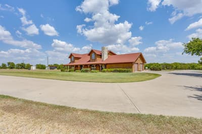 5900 County Road 1229, Godley TX 76044 - Photo 3