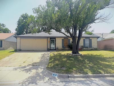 812 Reveille Road, Fort Worth TX 76108