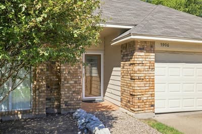 5906 Polo Club Drive, Arlington TX 76017 - Photo 2
