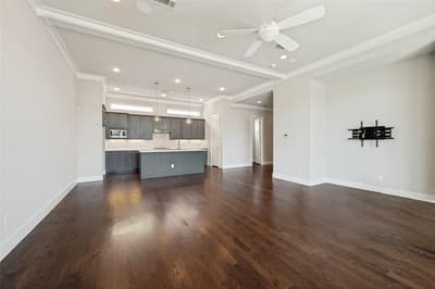 212 Foch Street, Fort Worth TX 76107 - Photo 4