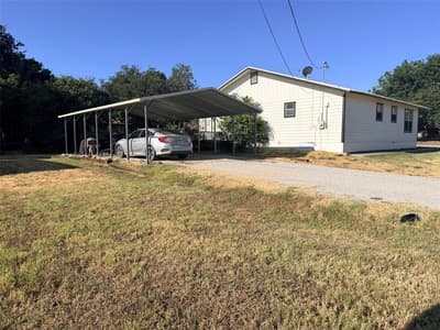 1410 Marie Street, Comanche TX 76442 - Photo 4
