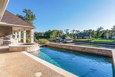 560 Clubhouse Drive, Corsicana TX 75109 - Photo 2