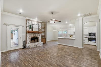 603 Oaklawn Drive, River Oaks TX 76114 - Photo 5