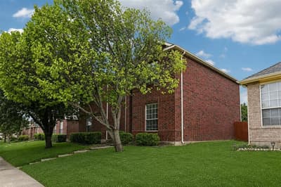 4506 Stirling Drive, Garland TX 75043 - Photo 3