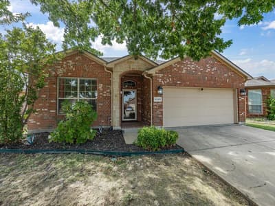 8205 Water Buck Run, Fort Worth TX 76179 - Photo 2