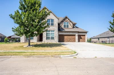 1921 Running Deer Lane, Gunter TX 75058