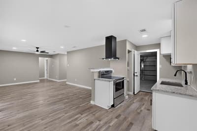 926 SE 3rd Street, Grand Prairie TX 75051 - Photo 4