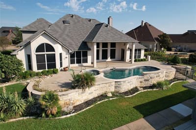 2612 Waters Edge Drive, Granbury TX 76048 - Photo 2