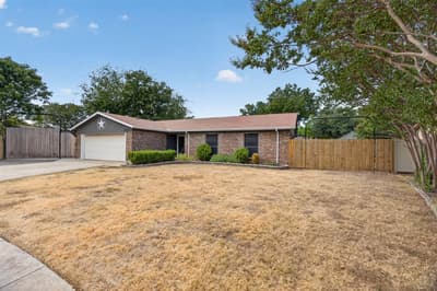 554 Taos Court, Saginaw TX 76179 - Photo 2