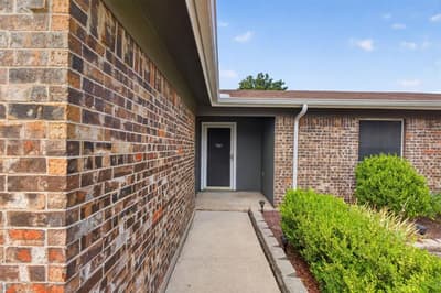 554 Taos Court, Saginaw TX 76179 - Photo 4
