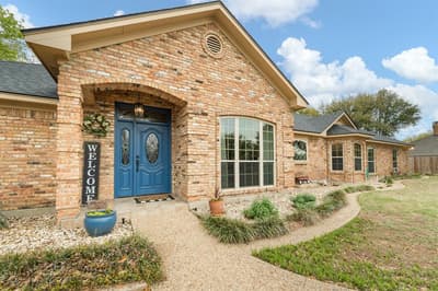 1004 Canyon Court, Cleburne TX 76033 - Photo 2
