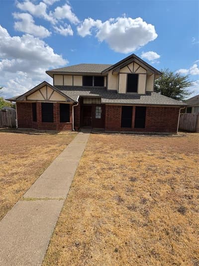 405 Raintree Circle, DeSoto TX 75115 - Photo 2