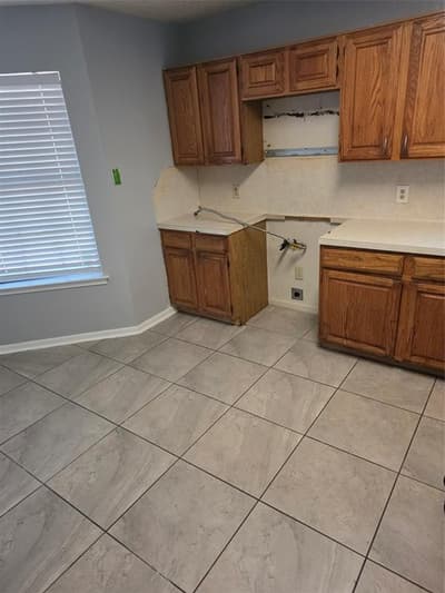 405 Raintree Circle, DeSoto TX 75115 - Photo 5
