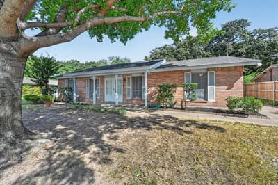 3016 Friendswood Drive, Arlington TX 76013 - Photo 3