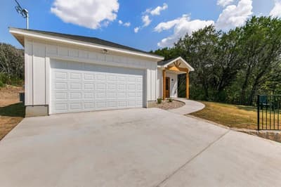 1001 Apache Ridge Road, Granbury TX 76048 - Photo 2