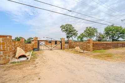 2212 Acton Highway, Granbury TX 76049 - Photo 4