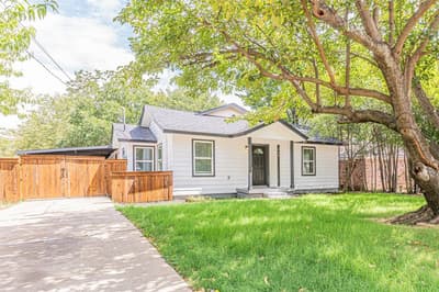 426 NE 29th Street, Grand Prairie TX 75050 - Photo 2