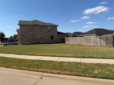 1808 Creekwood Drive, Cleburne TX 76033 - Photo 2