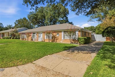 1611 Park Ridge Terrace, Arlington TX 76012 - Photo 4