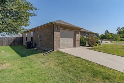 1402 Warringwood Drive, Greenville TX 75402 - Photo 3