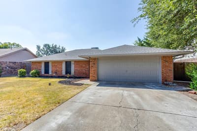 106 Sidney Drive, Glenn Heights TX 75154 - Photo 2
