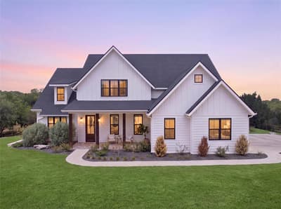 1065 Whispering Oaks, China Spring TX 76633